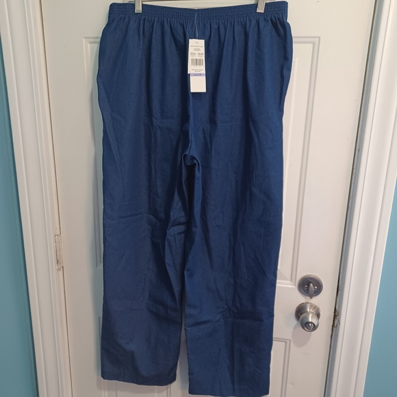 NWT Alfred Dunner Stretch Pull-On Pant Size 18 - Picture 10 of 10